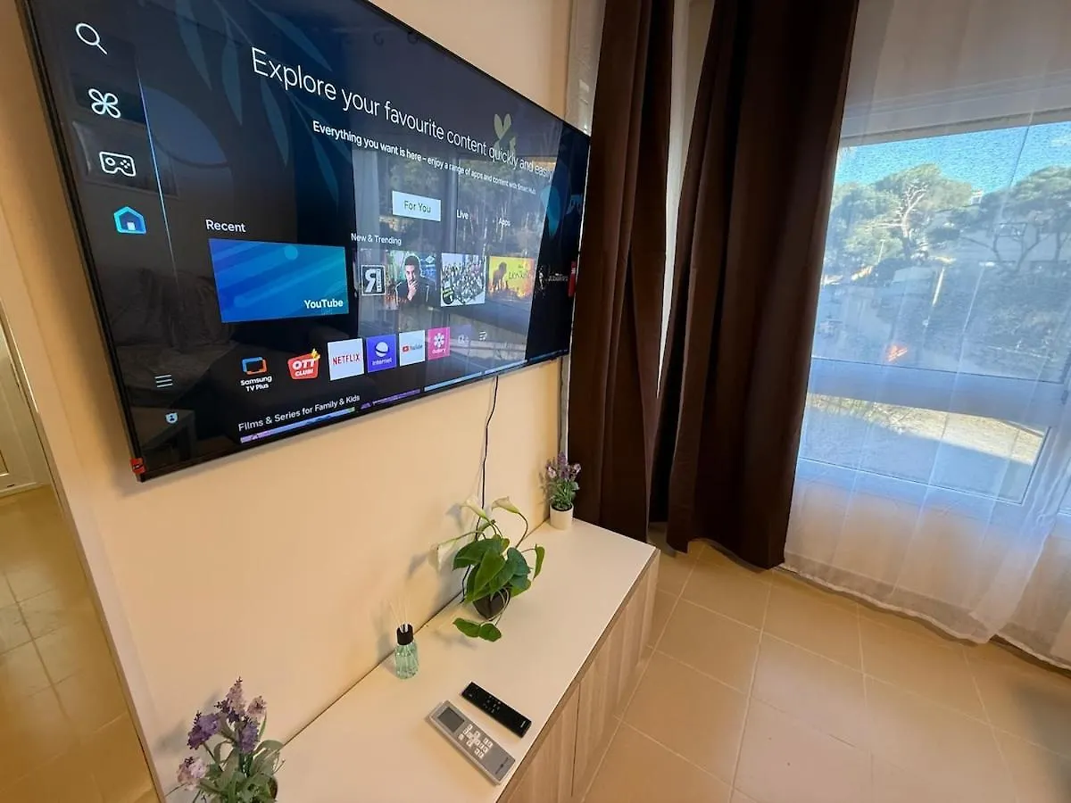 Apartment Lloret De Mar Coastal Retreat Just Steps From The Beach